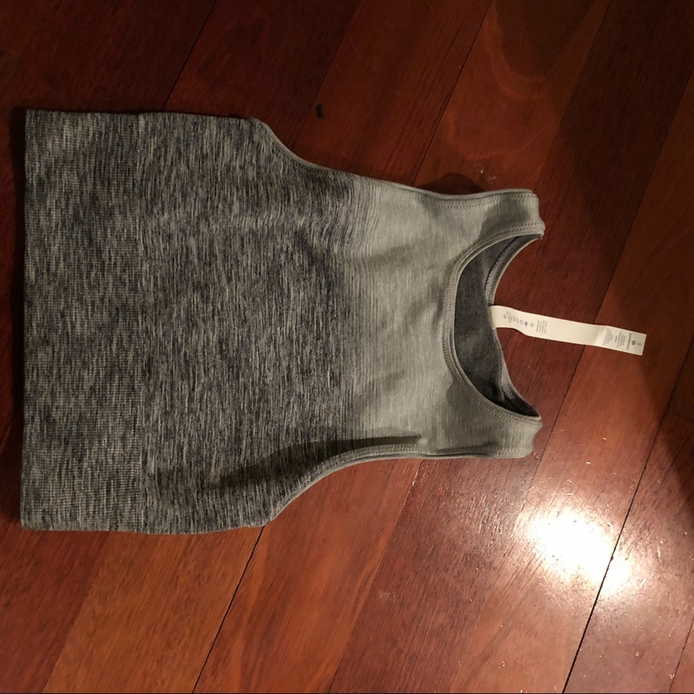 Lulu lemon gray crop